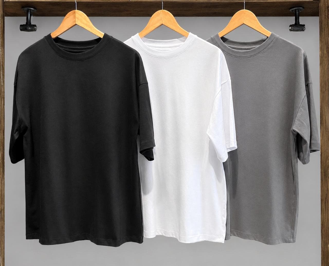 REMERA OVER LISA